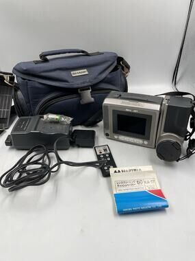 SHARP Viewcam 8 Model VL-E96 Video Cassette Camcorder, Bag, & Charger